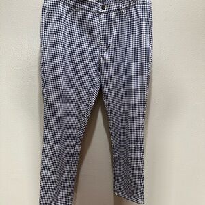 Uniqlo Women’s Blue and White Gingham Pants Size XL Crop length